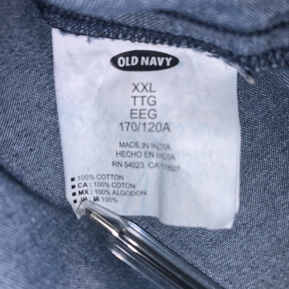 Old Navy Classic Denim Button Up - Picture 9 of 9